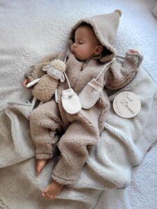 Vaikiškas ėriukų vilnos rusvas kombinezonas, Zaffiro