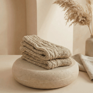 Rankų darbo avies - šuns vilnos kojinės, WoolLando