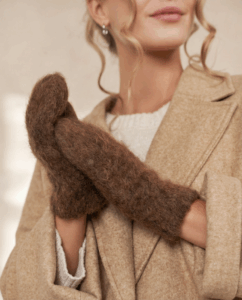 Kumštinės rudos 100 proc. šuns vilnos pirštinės, WoolLando