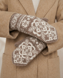 Kumštinės moteriškos merino vilnos rusvos pirštinės SNAIGĖ, WoolLando