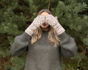 Kumštinės moteriškos merino vilnos rusvos pirštinės SPEIGAS