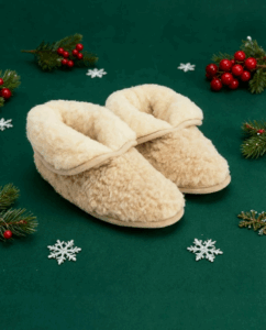 WoolLando natūralios merino vilnos aulinukai - šlepetės CORAL