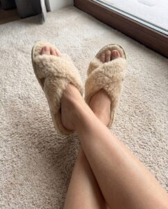 Merino vilnos kreminės atviros šlepetės KAPA, WoolLando